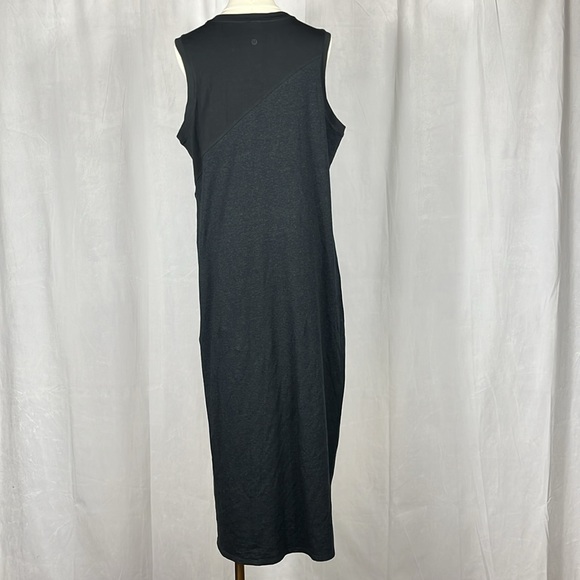 Lululemon LA Midi Dress in Black / Heather Core Black. - Picture 3 of 9